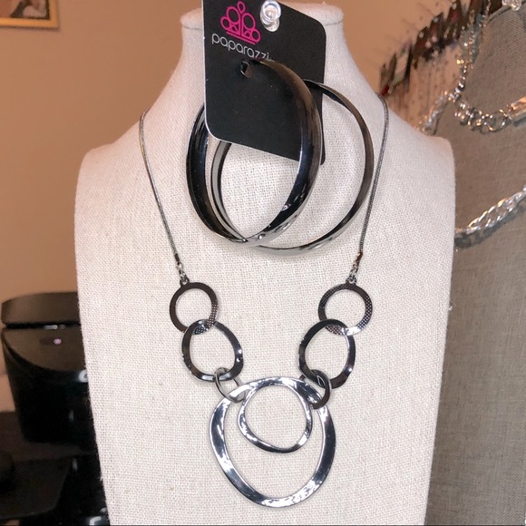 Black Metal necklace and hoops set